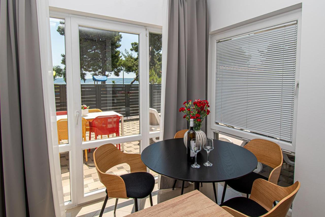 Beachfront Apartments Gabine Kastela Exterior photo